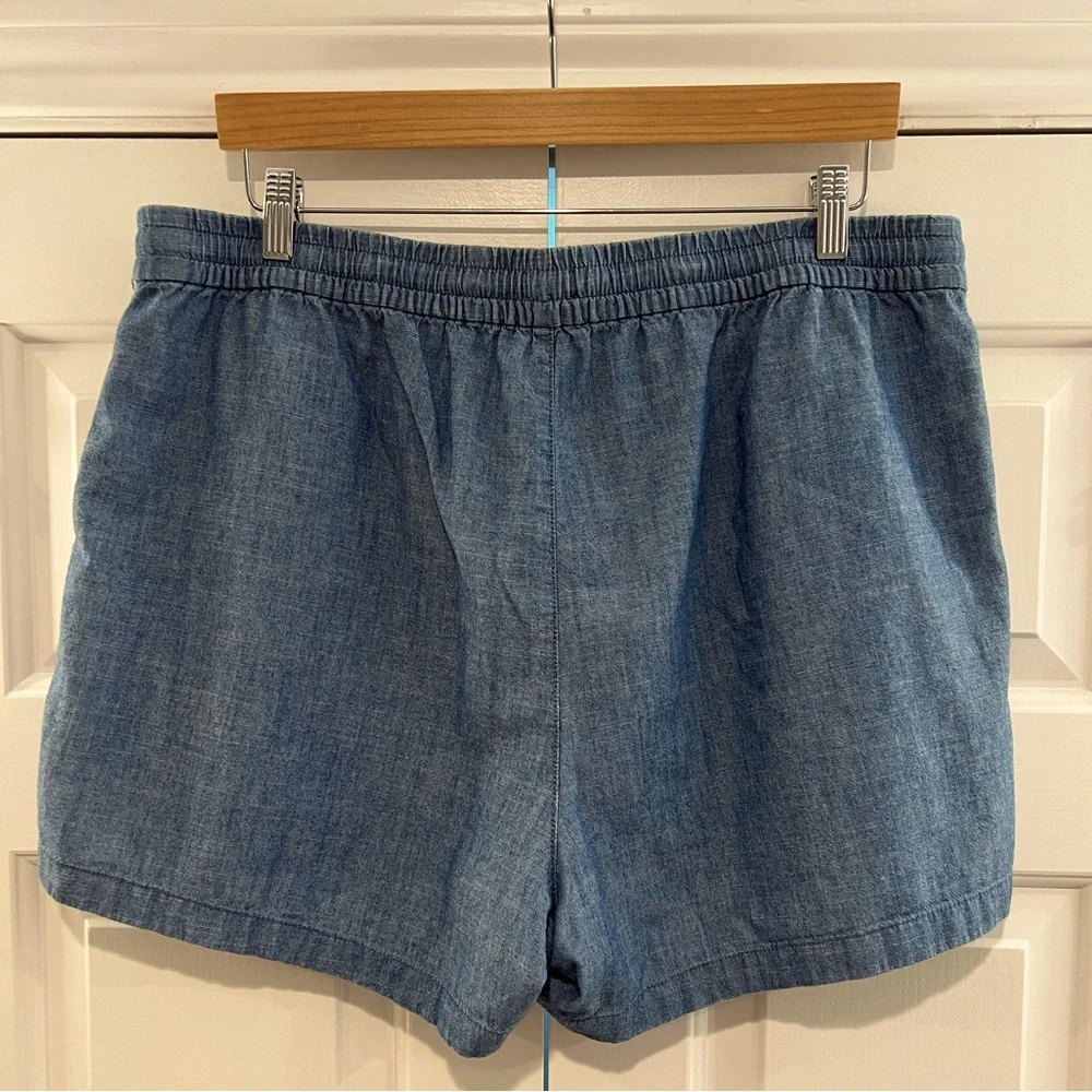 J Crew Chambray Blue Women's Shorts - Picture 2 of 4